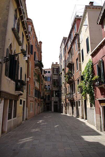 calle_dei_boteri_venezia